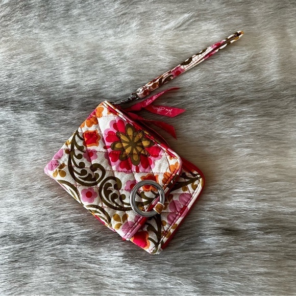 VERA BRADLEY Folkloric Double ID Wristlet Pink Green Floral Travel 2011 Lippies - Picture 12 of 13